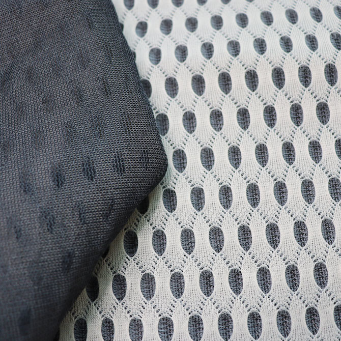 3mm 3d Spacer Fabric 50in To 60in Black Colored Yarn Breathable Mesh Material 0