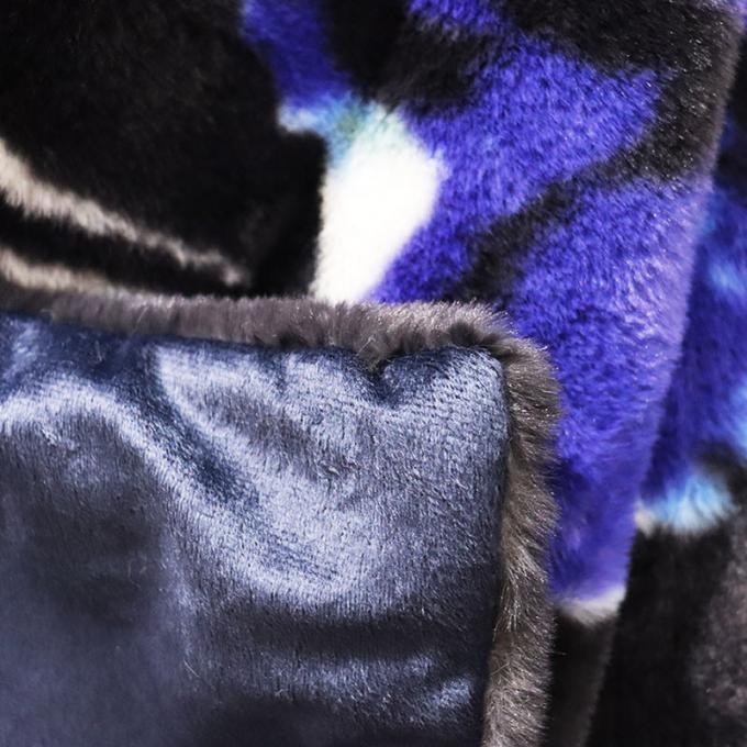 Soft Stylish Faux Fur Throw Blanket Luxury Warm Coral Weighted Blanket Folded 6