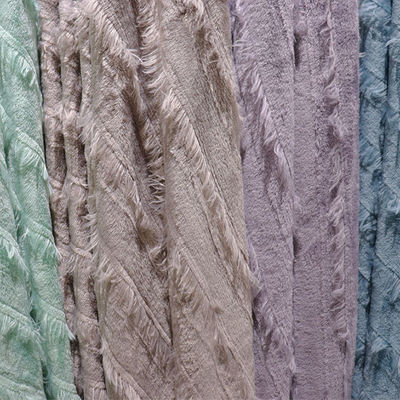 Good price Winter Stylish Warm Blanket Set Quick Drying Polyester Minky Style Blanket online