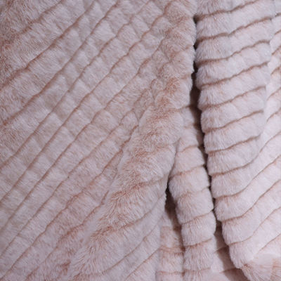 Good price Anti Static White Flannel Throw Blanket All Seasons Minky Fleece Blanket For Winter online
