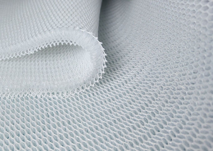 Memory 4mm 3D Mesh Material Polyester Mesh Fabric Highly Breathable 0