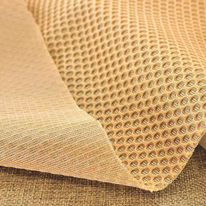 100% Polyester 3D Spacer Mesh 390 - 460GSM Moisture Absorbent Knitted Mesh Fabric 0